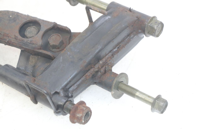 photo de SUPPORT MOTEUR YAMAHA YP MAJESTY 400 (2004 - 2008) - Autre angle de vue