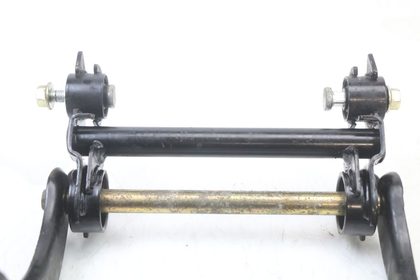 photo de SUPPORT MOTEUR YAMAHA YP MAJESTY 125 (2002 - 2006) - Vue d’ensemble