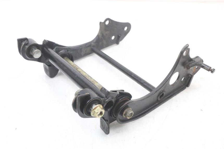 photo de SUPPORT MOTEUR YAMAHA YP MAJESTY 125 (2002 - 2006) - État de surface