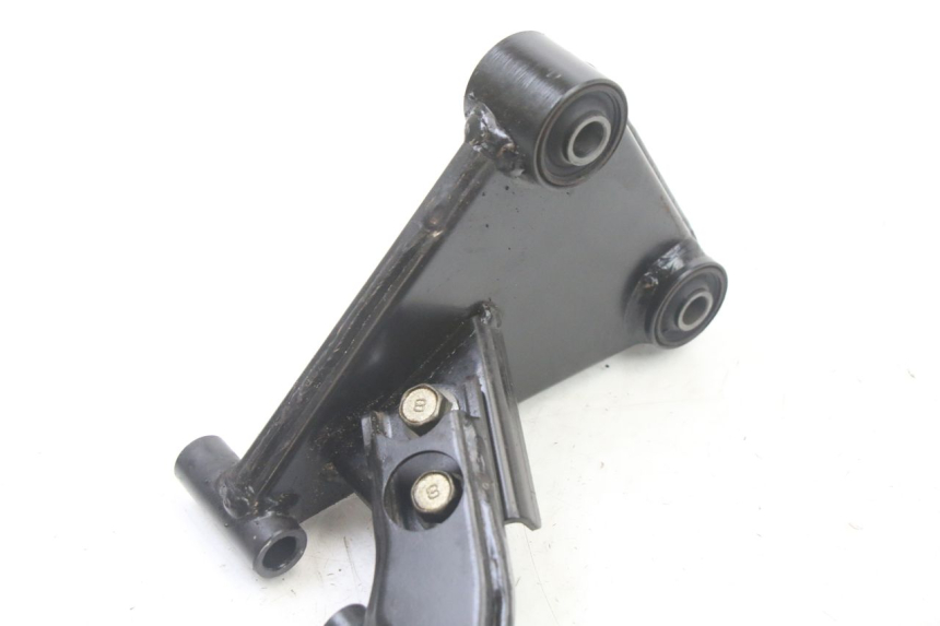 photo de SUPPORT MOTEUR YAMAHA YP X-MAX XMAX 400 (2014 - 2017) - Gros plan technique