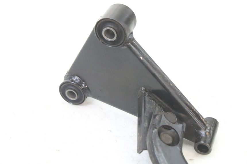 photo de SUPPORT MOTEUR YAMAHA YP X-MAX XMAX 400 (2014 - 2017) - État de surface