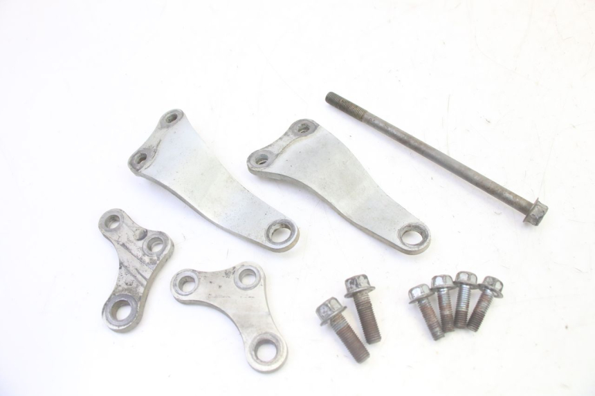 photo de SUPPORT MOTEUR YAMAHA YZ-F YZF 250 (2014 - 2018) - Détail de la pièce