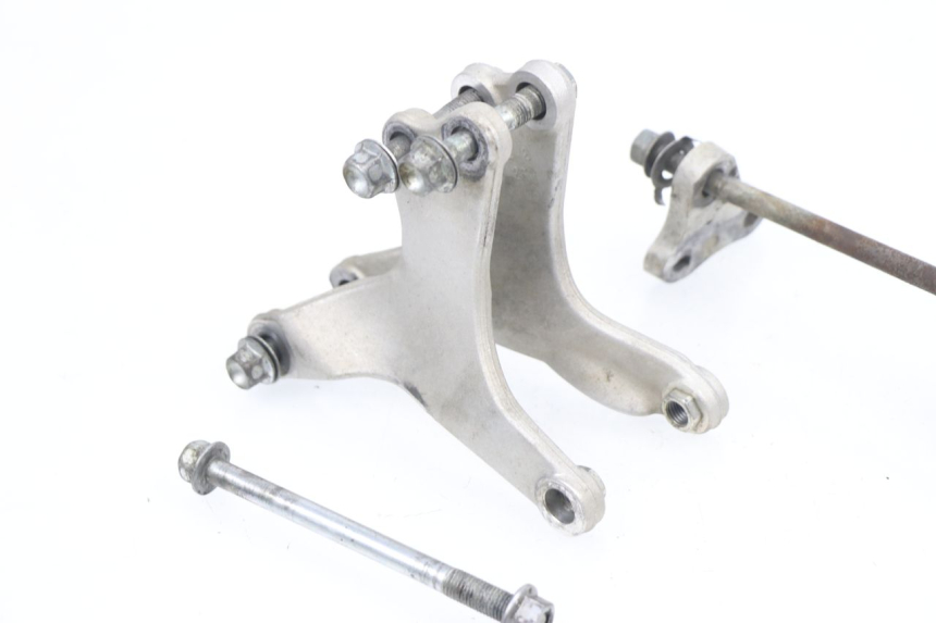 photo de SUPPORT MOTEUR YAMAHA YZF YZ-F 450 (2006 - 2009) - Vue d’ensemble