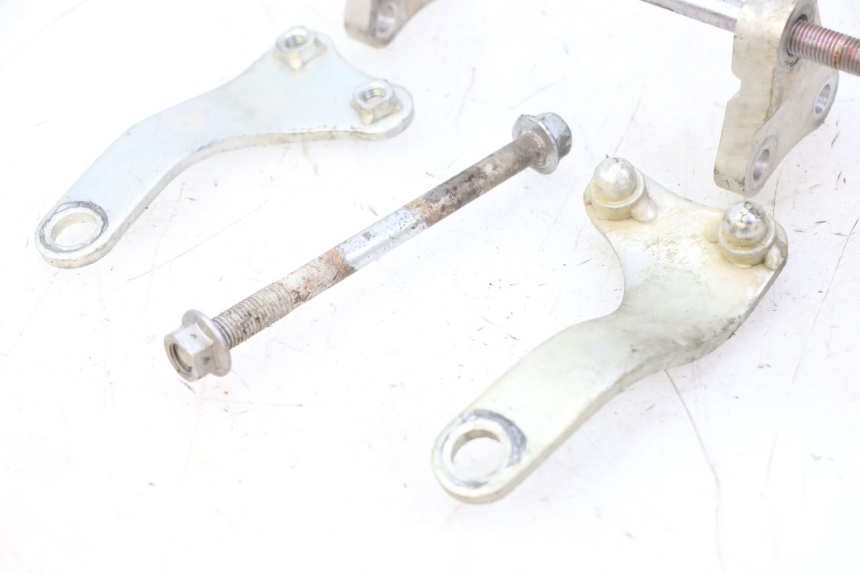 photo de SUPPORT MOTEUR YAMAHA YZF YZ-F 450 (2014 - 2016) - Autre angle de vue