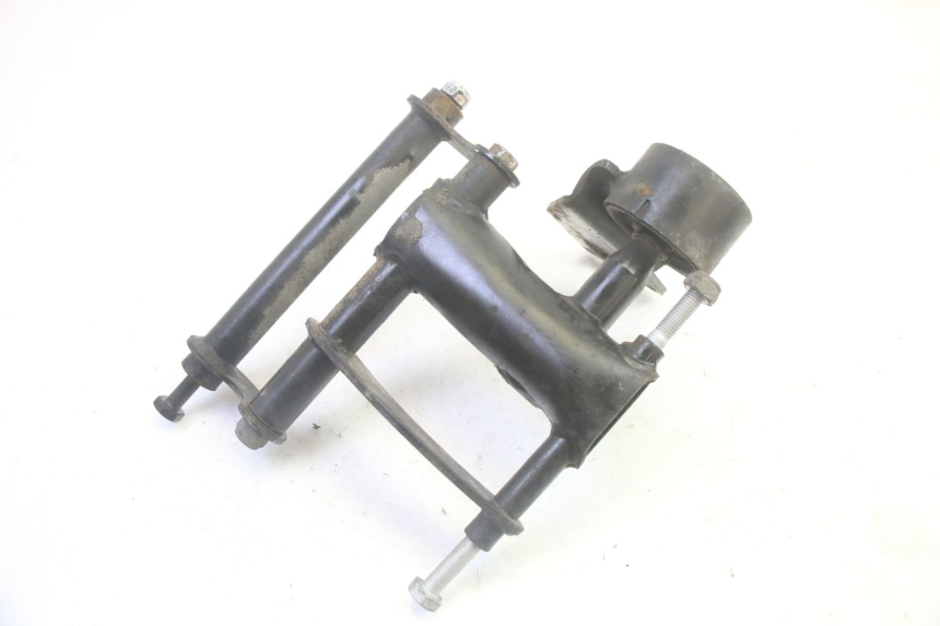 photo de SUPPORT MOTEUR PIAGGIO ZIP 4T 50 (2018 - 2020) - Détails caractéristiques