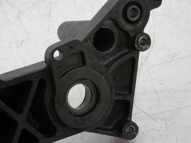 photo de SUPPORT POT  KYMCO XCITING RI ABS 500 (2010) - Détail de la pièce