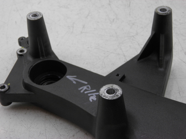 photo de SUPPORT POT  KYMCO XCITING RI ABS 500 (2010) - Gros plan technique