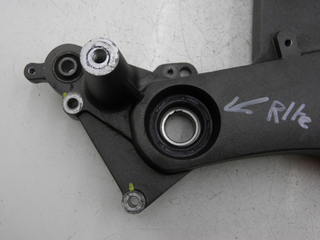 photo de SUPPORT POT  KYMCO XCITING RI ABS 500 (2010) - Vue d’ensemble