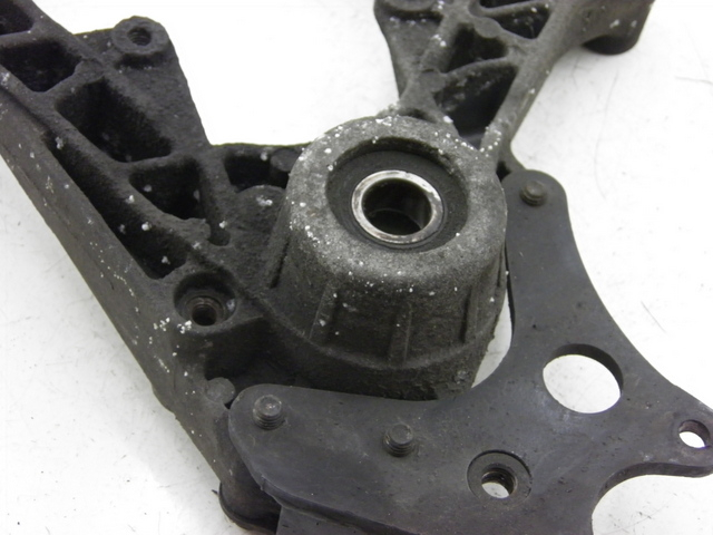 photo de SUPPORT POT  PIAGGIO MP3 RL 125 (2006 - 2014) - Zoom état d’usage