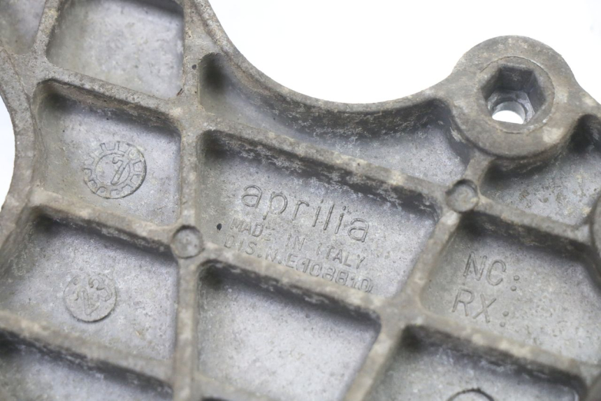 photo de SUPPORT POT  APRILIA ATLANTIC 125 (2003 - 2009) - Gros plan technique