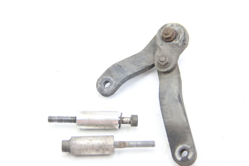 photo de SUPPORT POT DERBI BOULEVARD 50 (2009 - 2006) - Détail de la pièce