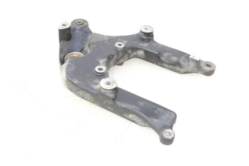 photo de SUPPORT POT SUZUKI BURGMAN 125 (2007 - 2014) - Points de fixation