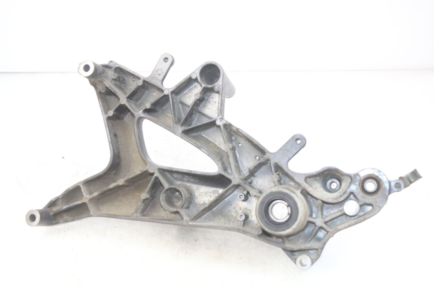 photo de SUPPORT POT KYMCO DOWNTOWN ABS 125 (2015 - 2017) - Détail de la pièce