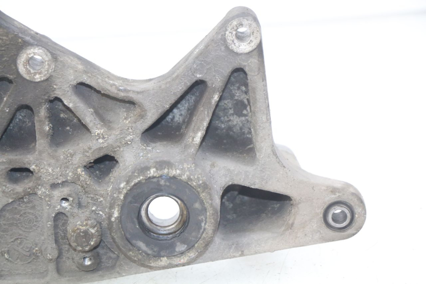 photo de SUPPORT POT HONDA FES S-WING SWING ABS 125 (2007 - 2015) - Zoom état d’usage