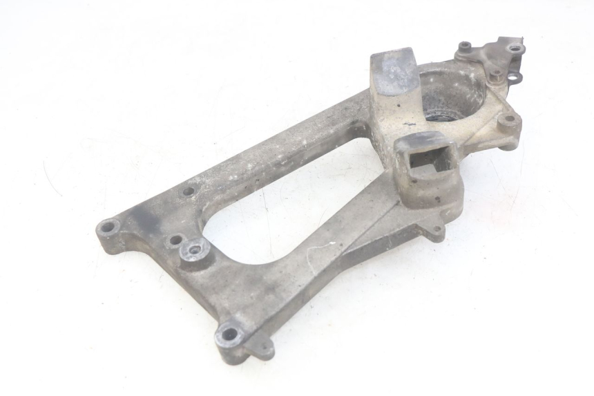 photo de SUPPORT POT PIAGGIO MP3 LT 400 (2007 - 2012) - Détail de la pièce