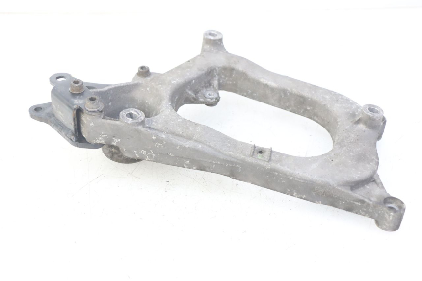 photo de SUPPORT POT PIAGGIO MP3 125 (2006 - 2014) - Autre angle de vue