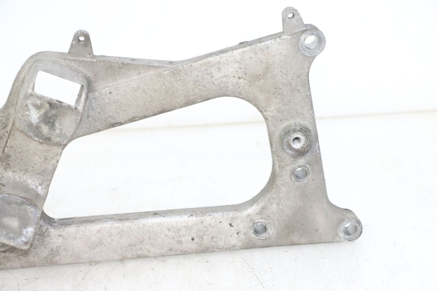 photo de SUPPORT POT  PIAGGIO MP3 500 (2011 - 2015) - Gros plan technique