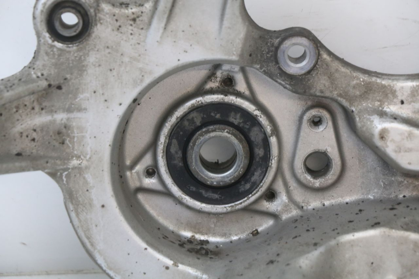 photo de SUPPORT POT  MBK MW TRYPTIK 125 (2014 - 2016) - Détail de la pièce