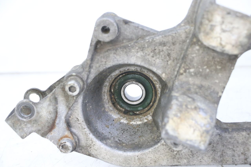 photo de SUPPORT POT PIAGGIO MP3 LT 400 (2007 - 2012) - Gros plan technique