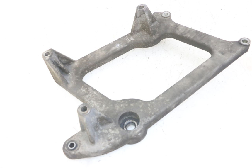 photo de SUPPORT POT  PEUGEOT SATELIS 125 (2013 - 2018) - Détail de la pièce