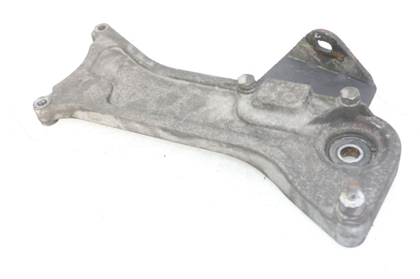 photo de SUPPORT POT  APRILIA SCARABEO GT TOURING 125 (1999 - 2005) - Gros plan technique