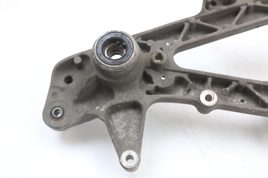 photo de SUPPORT POT  HONDA SH ABS 125 (2012 - 2017) - Points de fixation