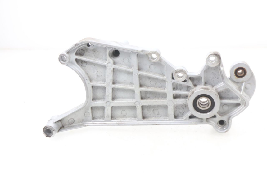 photo de SUPPORT POT  RAZZO STEED 125 (2012 - 2018) - Détail de la pièce