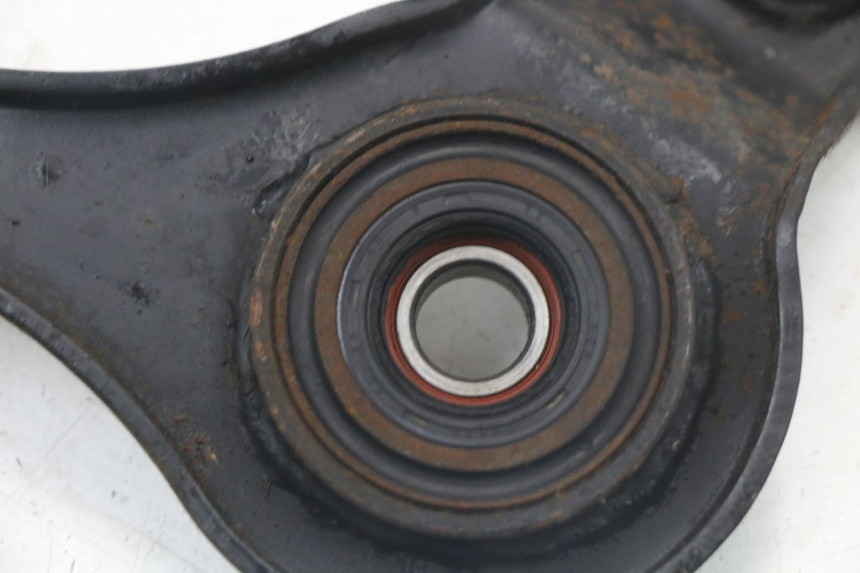 photo de SUPPORT POT  KYMCO SUPER 8 125 (2008 - 2015) - Marquages et références