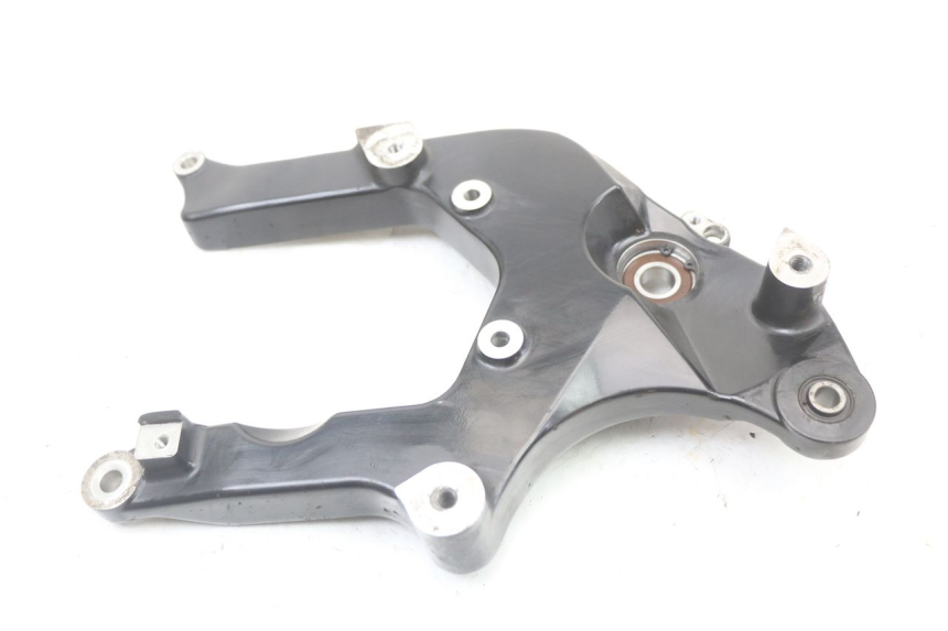 photo de SUPPORT POT  SUZUKI BURGMAN 125 (2018 - 2021) - Détail de la pièce