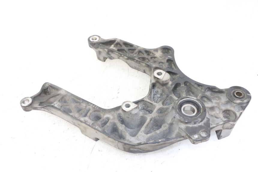 photo de SUPPORT POT  SUZUKI BURGMAN 125 (2018 - 2021) - Détail de la pièce