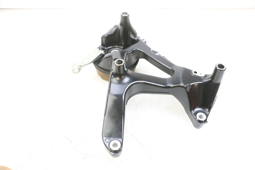 photo de SUPPORT POT  YAMAHA TRICITY 300 (2020 - 2024) - Gros plan technique