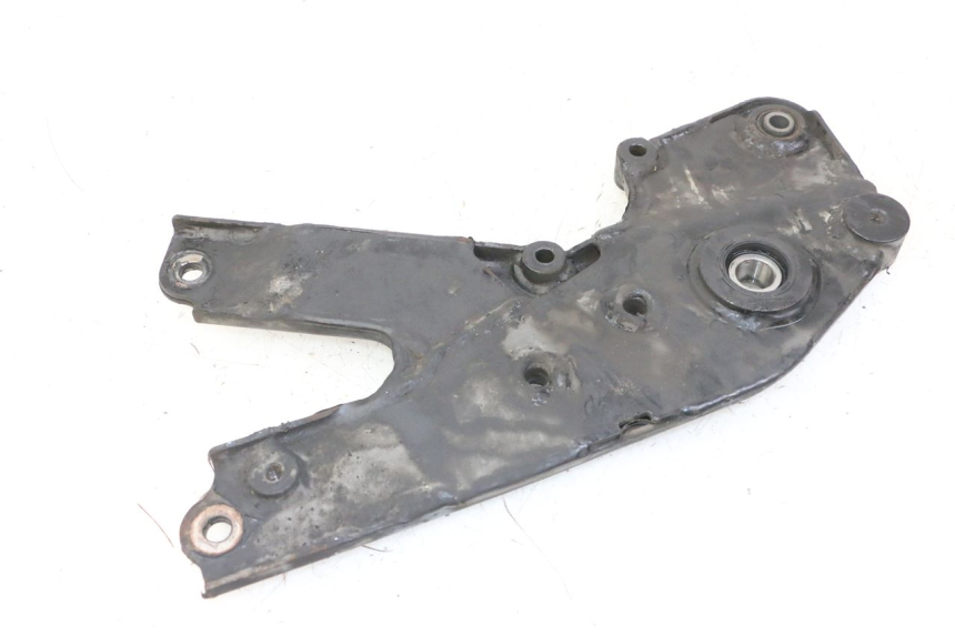 photo de SUPPORT POT  SUZUKI UH BURGMAN 125 (2002 - 2006) - Détail de la pièce