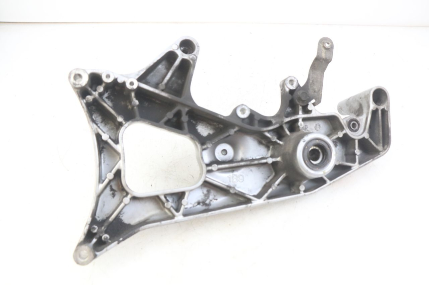 photo de SUPPORT POT YAMAHA XMAX X-MAX 125 (2006 - 2009) - Zoom état d’usage