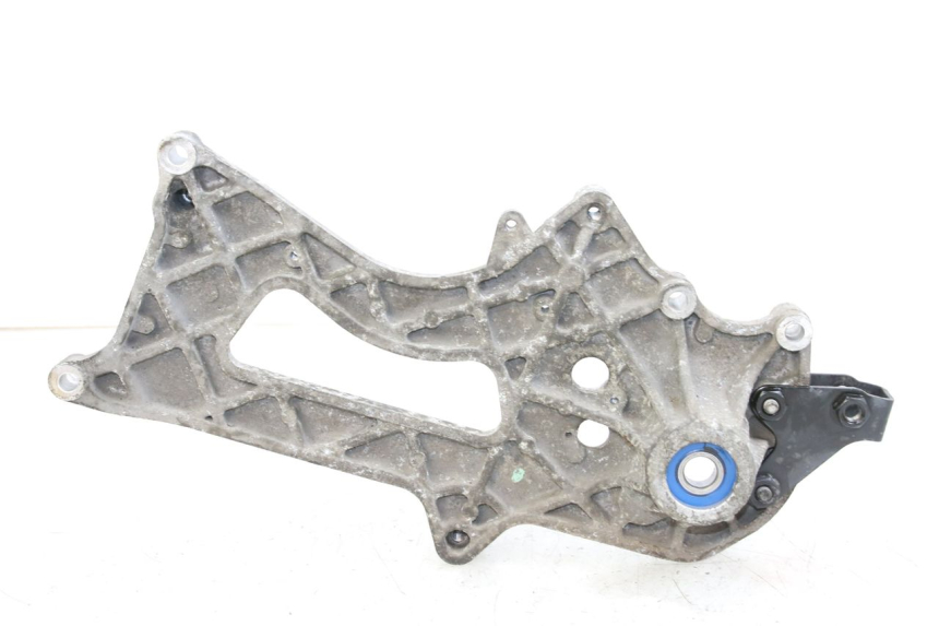 photo de SUPPORT POT  PIAGGIO X10 125 (2012 - 2017) - Détail de la pièce