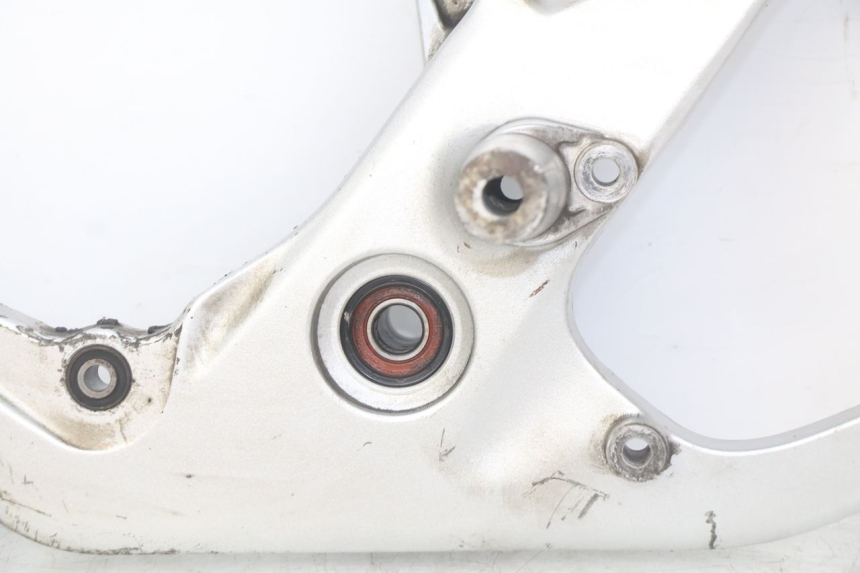 photo de SUPPORT POT YAMAHA YP MAJESTY 125 (2007 - 2010) - Points de fixation