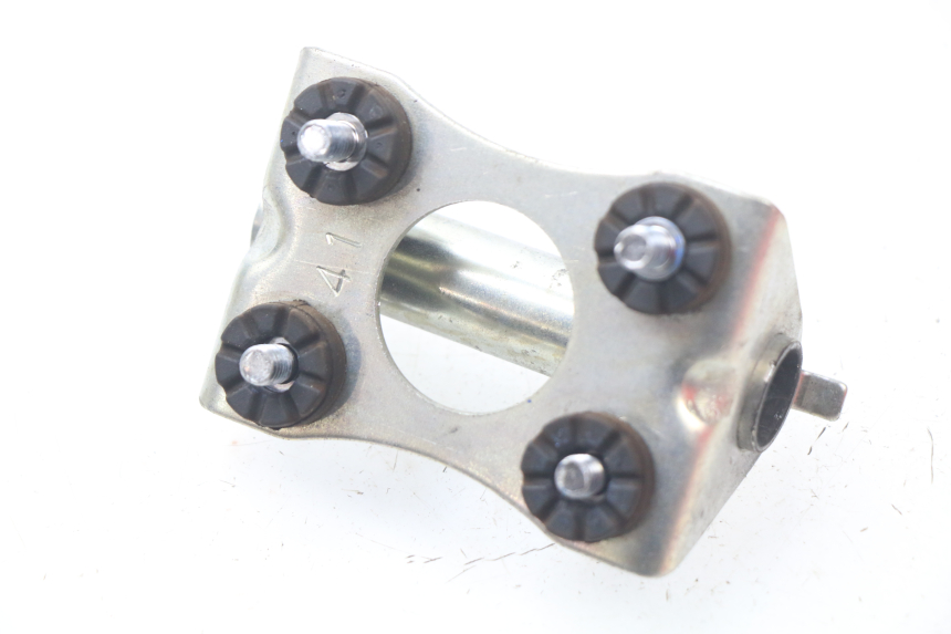 photo de SUPPORT RESERVOIR SUZUKI GSX-R GSXR K16 1000 (2012 - 2016) - Zoom état d’usage