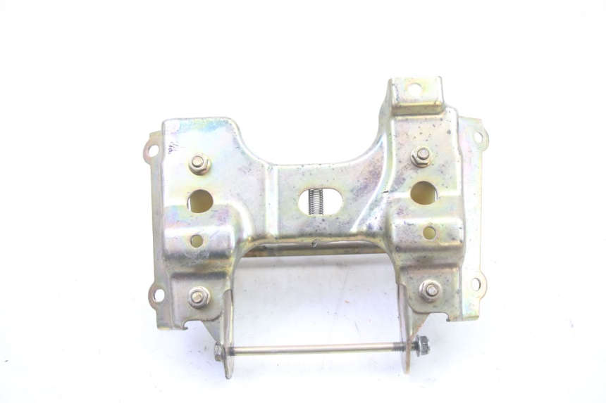 photo de SUPPORT RESERVOIR HONDA ST PAN EUROPEAN 1300 (2002 - 2013) - Autre angle de vue