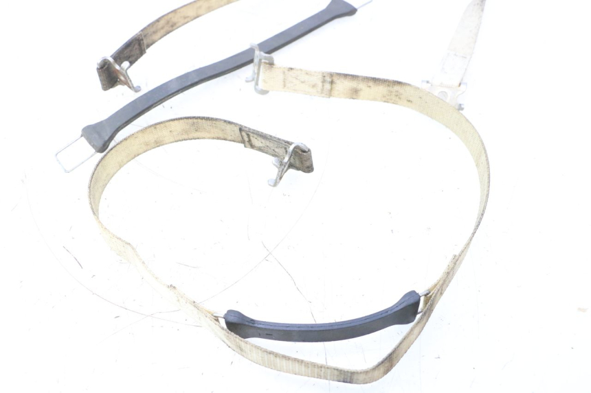 photo de SUPPORT RESERVOIR YAMAHA WAVE RUNNER GP R 1200 (2000 - 2003) - Zoom état d’usage