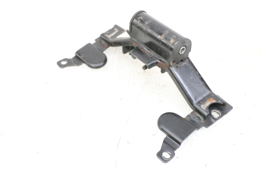 photo de SUPPORT RESERVOIR YAMAHA FZ1 FAZER 1000 (2007 - 2009) - Autre angle de vue