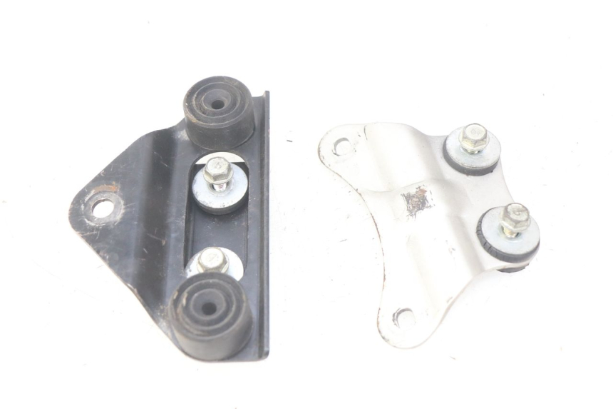 photo de SUPPORT RESERVOIR KAWASAKI ZZR 600 (1995 - 2004) - Vue principale