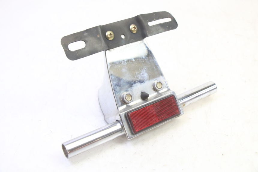 photo de License plate holder HYOSUNG GV AQUILA 125 (2000 - 2009) - Détail de la pièce