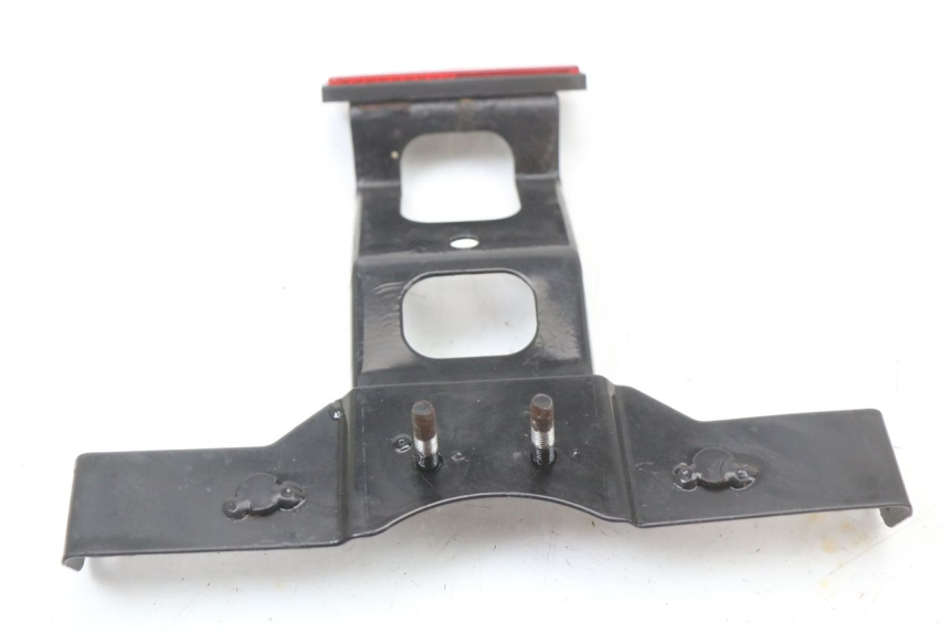 photo de SUPPORT DE PLAQUE JONWAY AZTRAL 125 (2008 - 2017) - Autre angle de vue