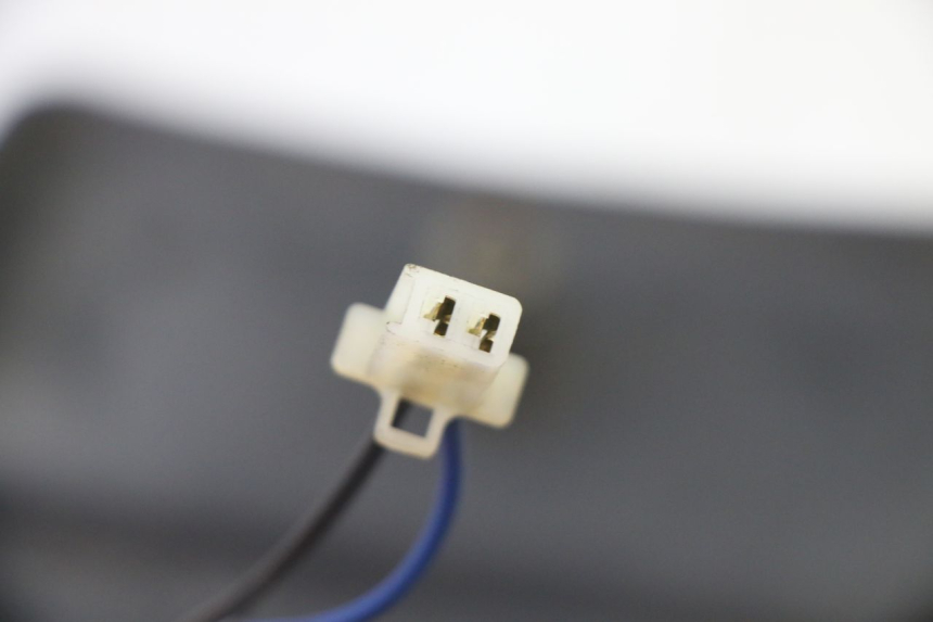 photo de SUPPORT DE PLAQUE YAMAHA BW'S 100 (1999 - 2002) - Points de fixation