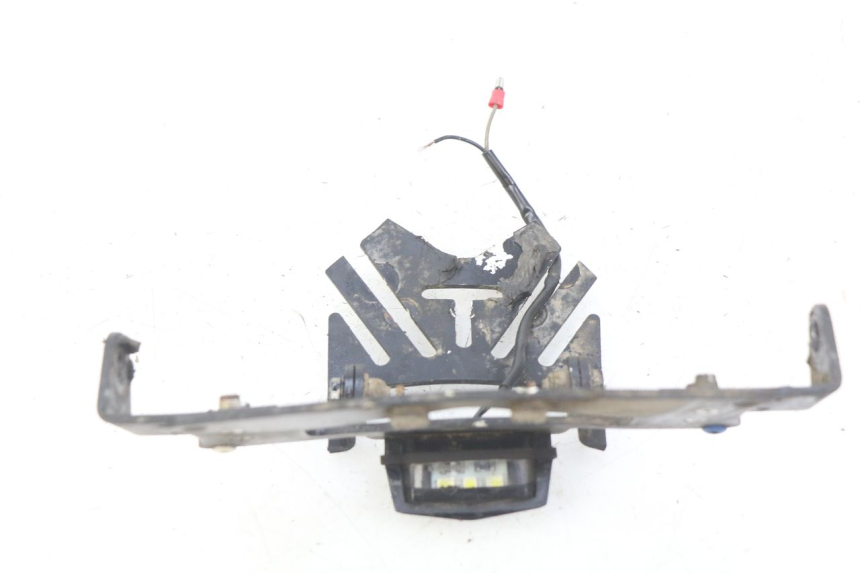 photo de SUPPORT DE PLAQUE HONDA CB R 1000 (2018 - 2023) - Zoom état d’usage