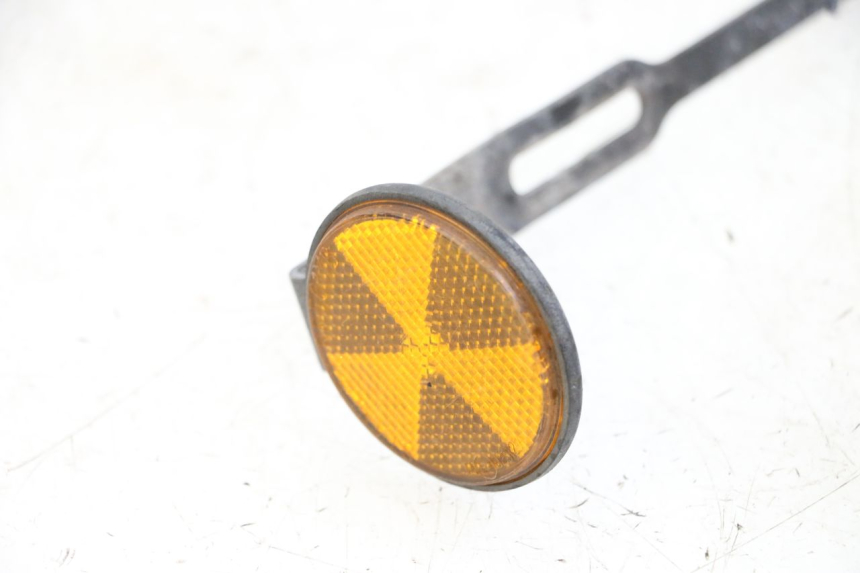 photo de SUPPORT DE PLAQUE HONDA FORZA ABS 300 (2013 - 2017) - Gros plan technique