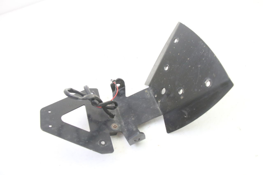 photo de SUPPORT DE PLAQUE SUZUKI GSR 750 (2011 - 2017) - Vue d’ensemble