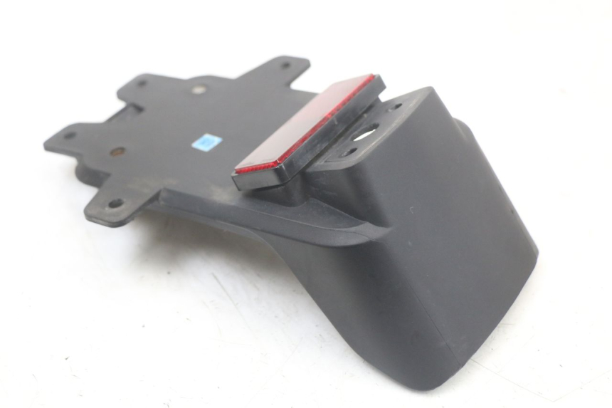 photo de SUPPORT DE PLAQUE HUSQVARNA SVARTPILEN 401 (2018 - 2023) - Autre angle de vue