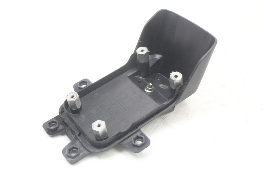 photo de SUPPORT DE PLAQUE HUSQVARNA SVARTPILEN 401 (2018 - 2023) - Vue d’ensemble