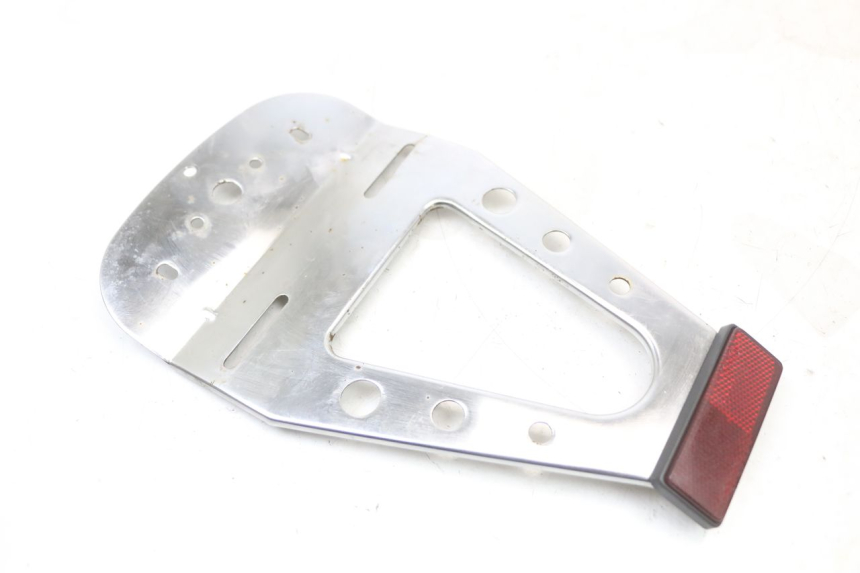 photo de SUPPORT DE PLAQUE REGAL RAPTOR SPYDER 125 (2010 - 2018) - Détail de la pièce