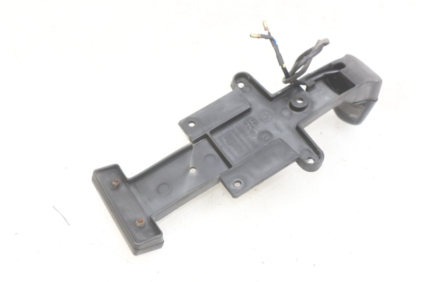 photo de SUPPORT DE PLAQUE APRILIA SCARABEO LIGHT 125 (2007 - 2011) - Zoom état d’usage